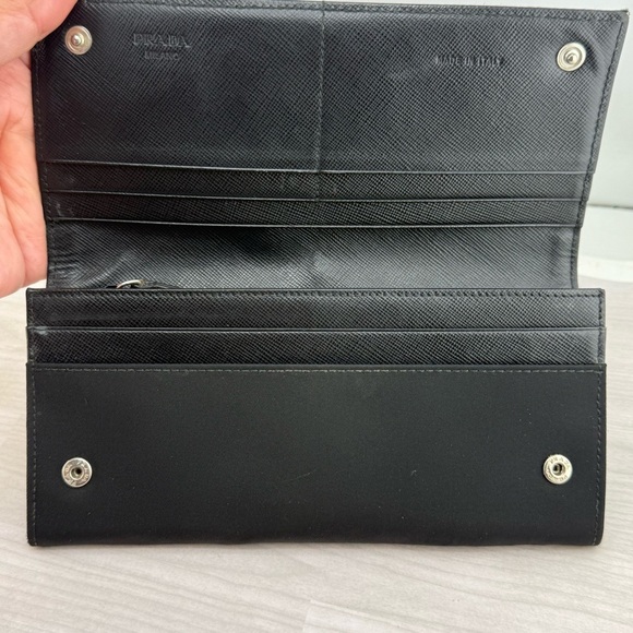 Prada Black and Silver Wallet Iconic Design - Picture 4 of 6